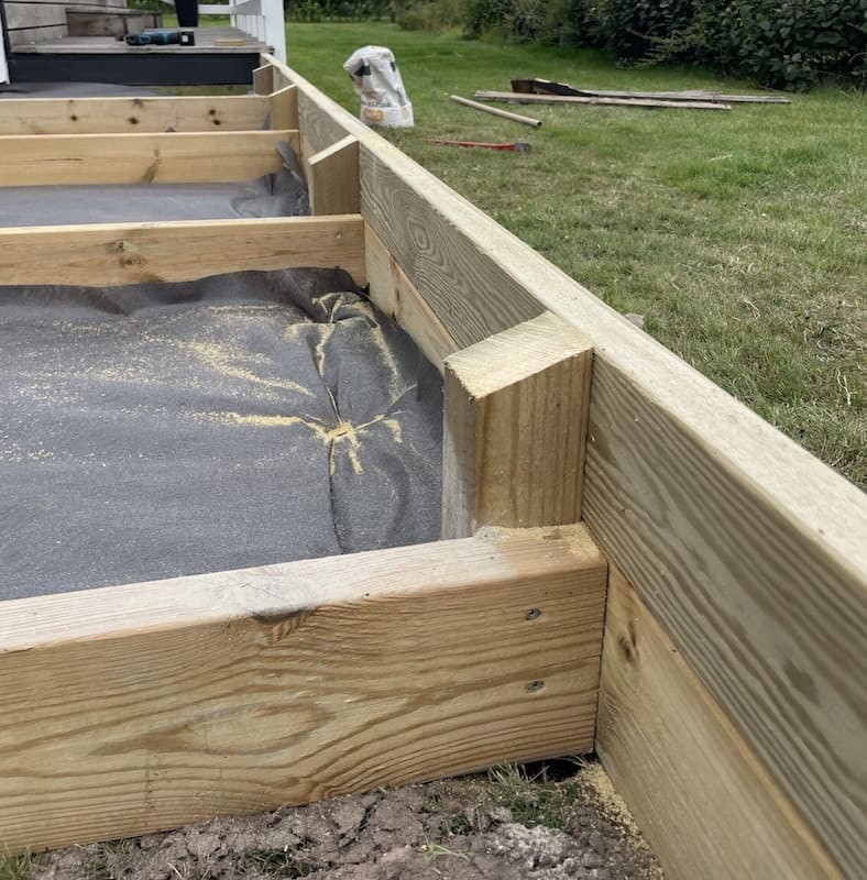 Skråsnit i endetræ lavet i hånden